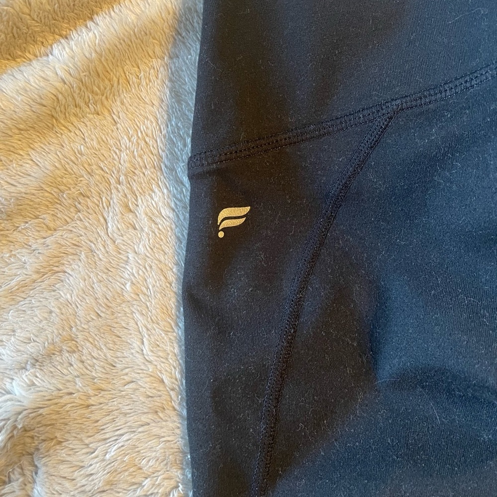 Fabletics leggings - Picture 2 of 2